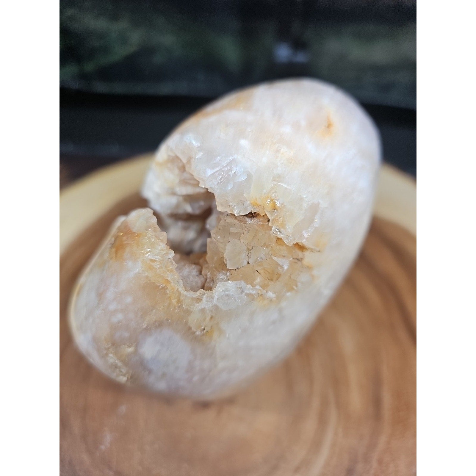 3.85LB 1Pcs Natural Agate Carnelian Quartz Crystal Decoration Geode
