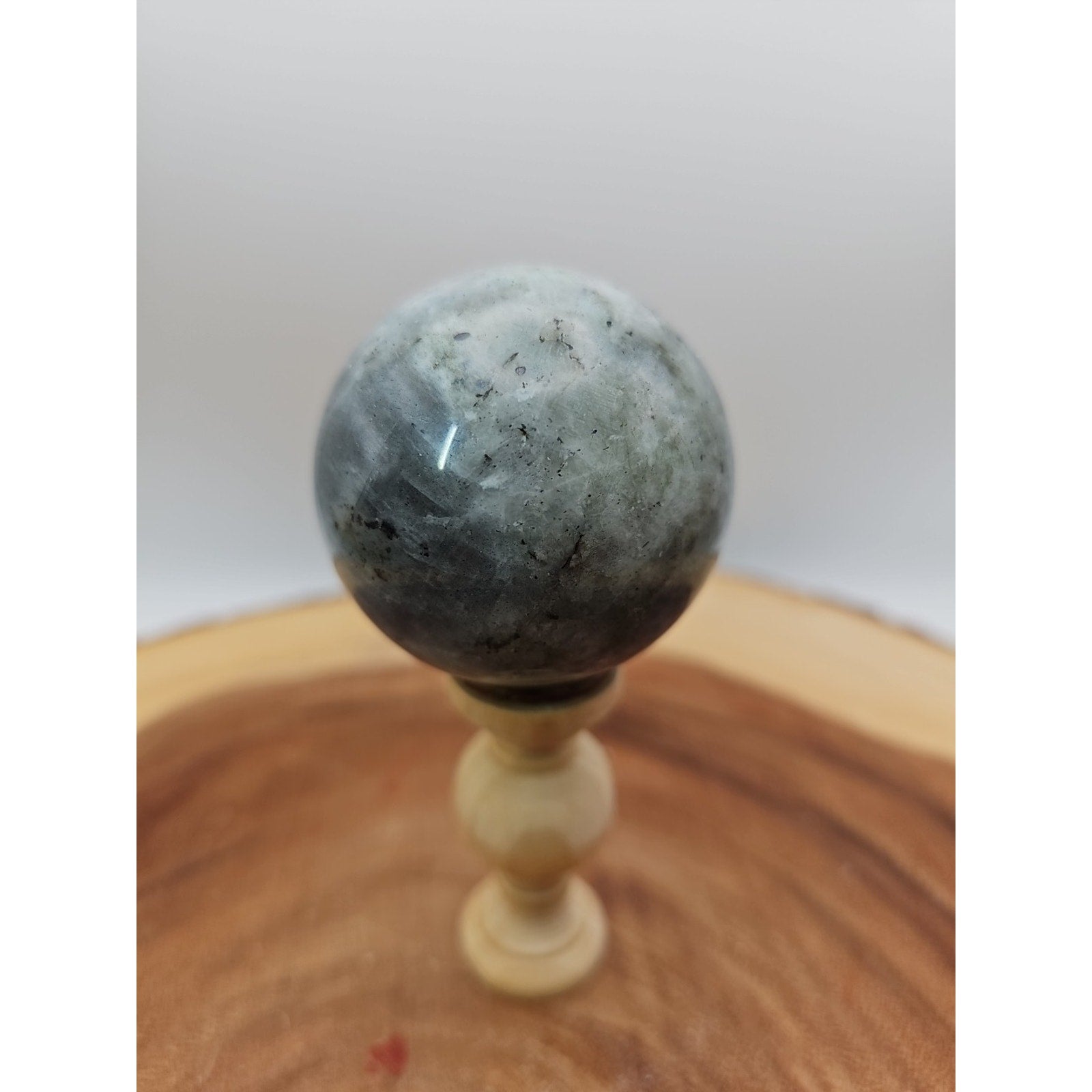 Labradorite Sphere 223g W/stand