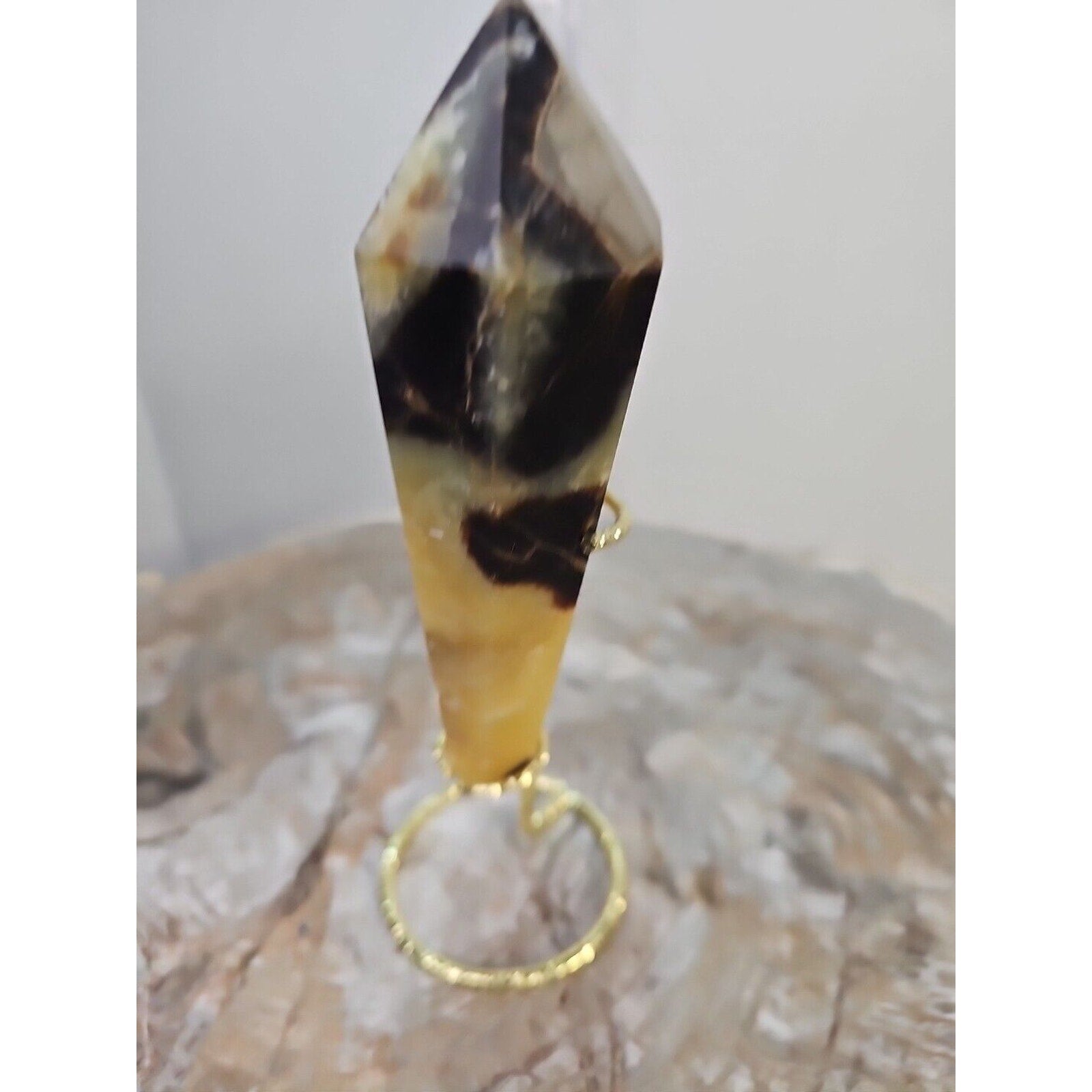 251g Big Dragon Septarian Geode Quartz Crystal Geode Scepter Point Tower Healing