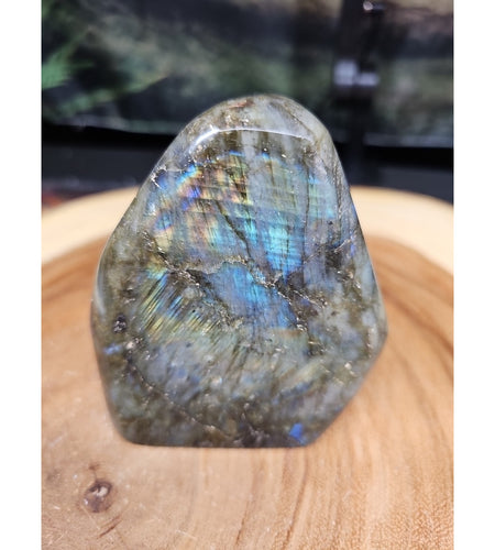 1.48LB 1Pcs Natural Rainbow Labradorite Crystal Spectrolite Stone