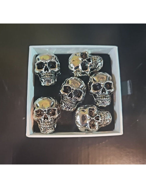 Load image into Gallery viewer, Skull Magnets
