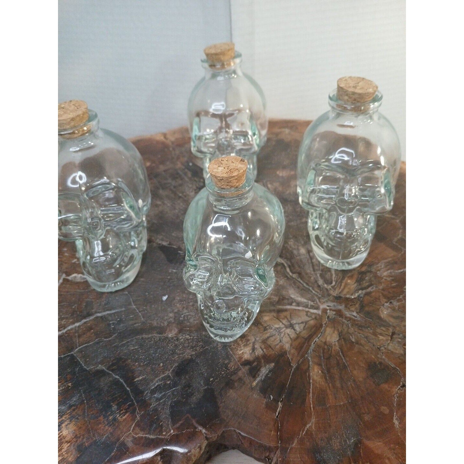 4pcs Skull Decanter Leadfree Glass Skull Prop Bottle With Cork Stopper