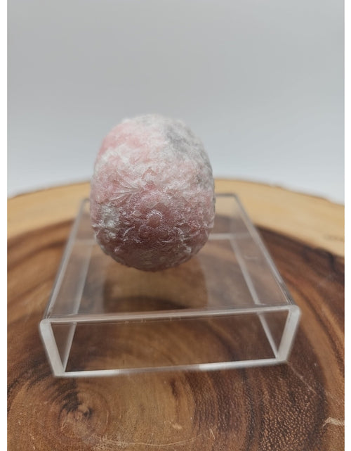 Load image into Gallery viewer, Pink Opal &amp;Fluorite Skulls. .60lb 49mm
