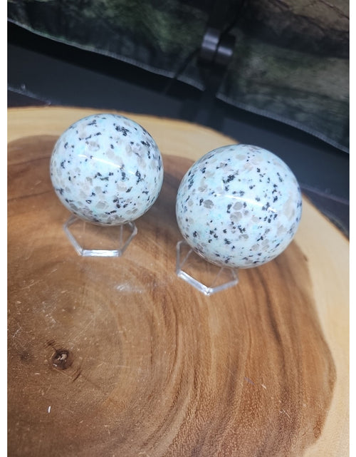 Load image into Gallery viewer, 2Pcs A Set Of Natural Quartz Crystal Jasper Sphere Ball Polished 50-60mm &amp;stand
