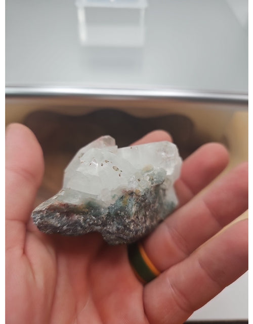 Load image into Gallery viewer, Apophyllite crystal specimen 108grams
