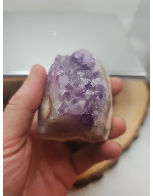 Load image into Gallery viewer, Amethyst Geode Cluster. .66lb
