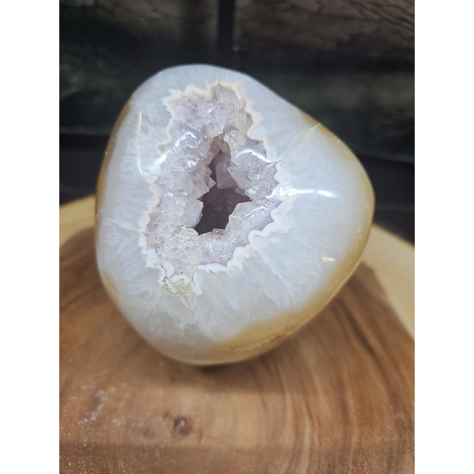 Natural 4.35lb Agate Carnelian Quartz Crystal Geode