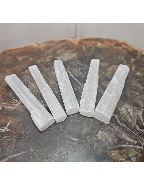 Load image into Gallery viewer, Selenite Rods 5pcs Healing
