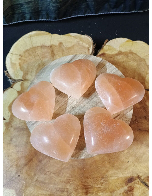 Load image into Gallery viewer, Heart ShapePeach Palmstone 1 Each
