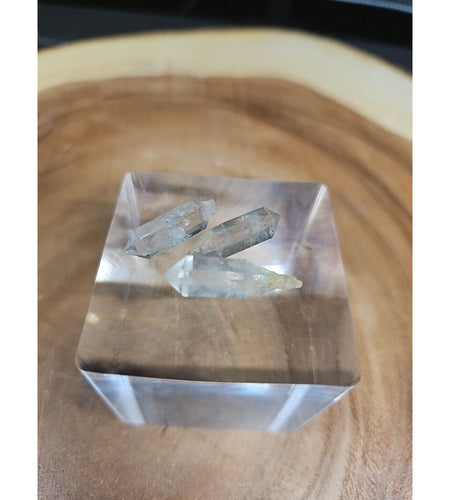 3 herkimer diamonds new york