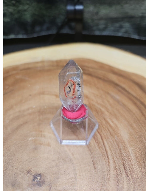 Load image into Gallery viewer, Quartz Crystal Point W/stand 19grams
