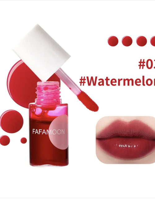 Load image into Gallery viewer, Long-lasting Matte Lip Stain with Moisturizing Finish
