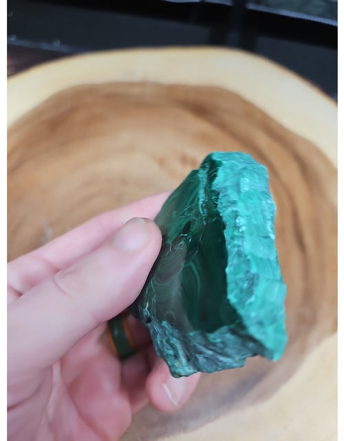 Load image into Gallery viewer, Malachite Slice 110g
