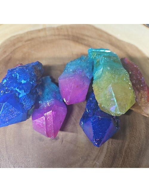 Load image into Gallery viewer, 1.75LB 7Pcs Rainbow Aqua Aura Quartz Crystal Cluster Points Titanium Coating
