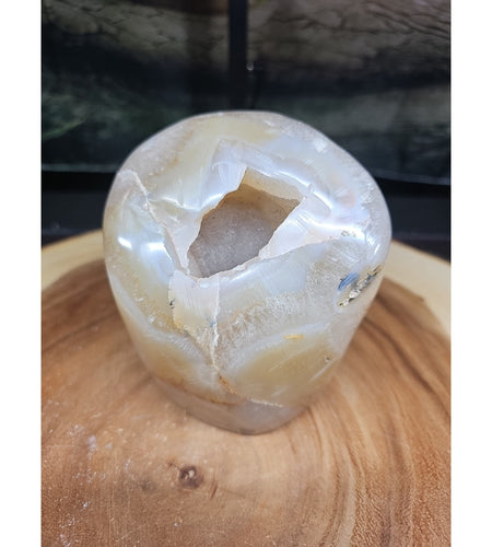 2.69LB 1Pcs Natural Agate Carnelian Quartz Crystal Decoration Geode