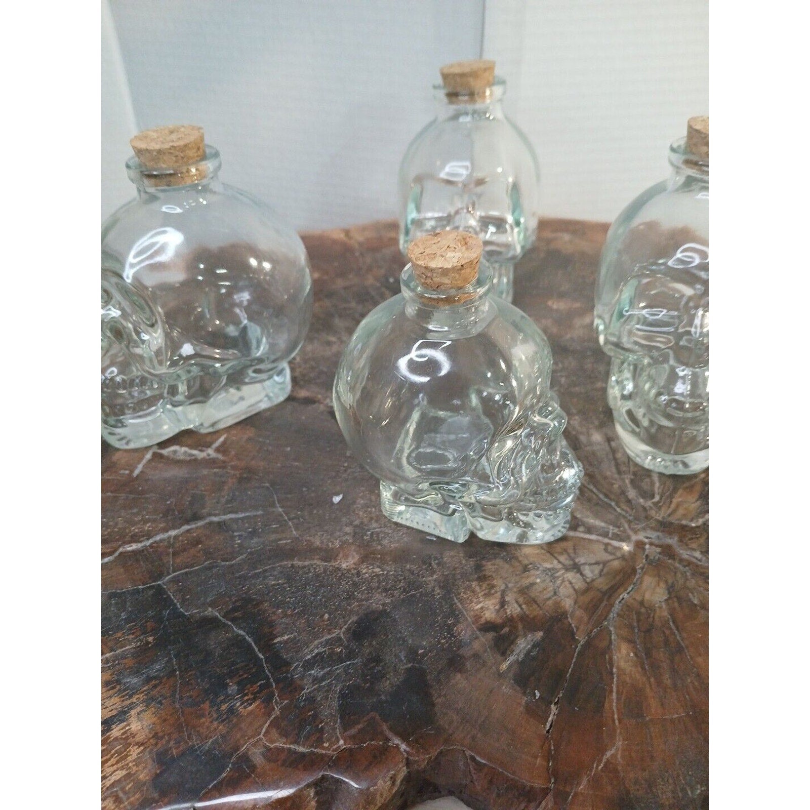 4pcs Skull Decanter Leadfree Glass Skull Prop Bottle With Cork Stopper