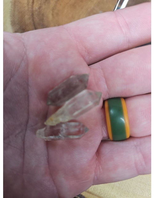 Load image into Gallery viewer, 3 herkimer diamonds new york
