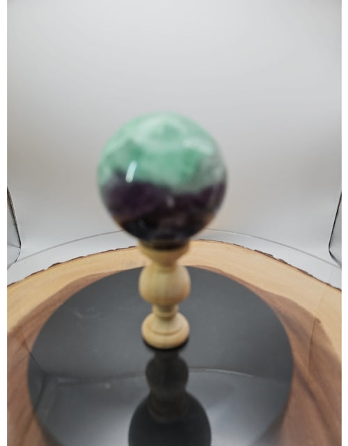 Load image into Gallery viewer, Fluorite Speare .71lbs W/Stand
