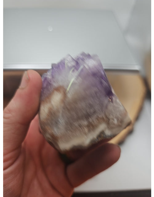 Load image into Gallery viewer, Amethyst Geode Cluster. .66lb
