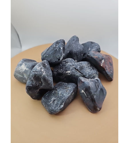 3.47lbs raw obsidian stone