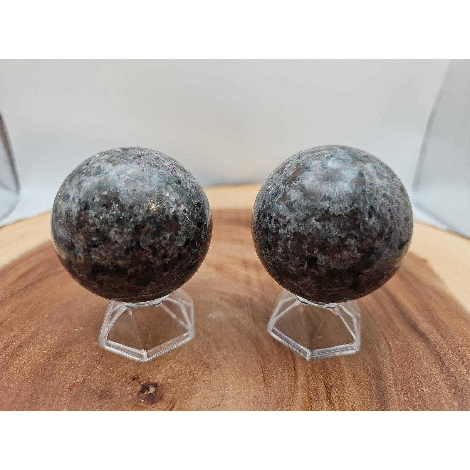 Yooperlite Stone Sphere 55mm 1 Each