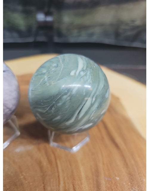 Load image into Gallery viewer, 2Pcs A Set Of Natural Quartz Crystal Jasper Sphere Ball Polished 50-60mm &amp;stand
