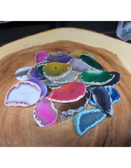 Load image into Gallery viewer, 30 agate slices lot W/hole For Pendant
