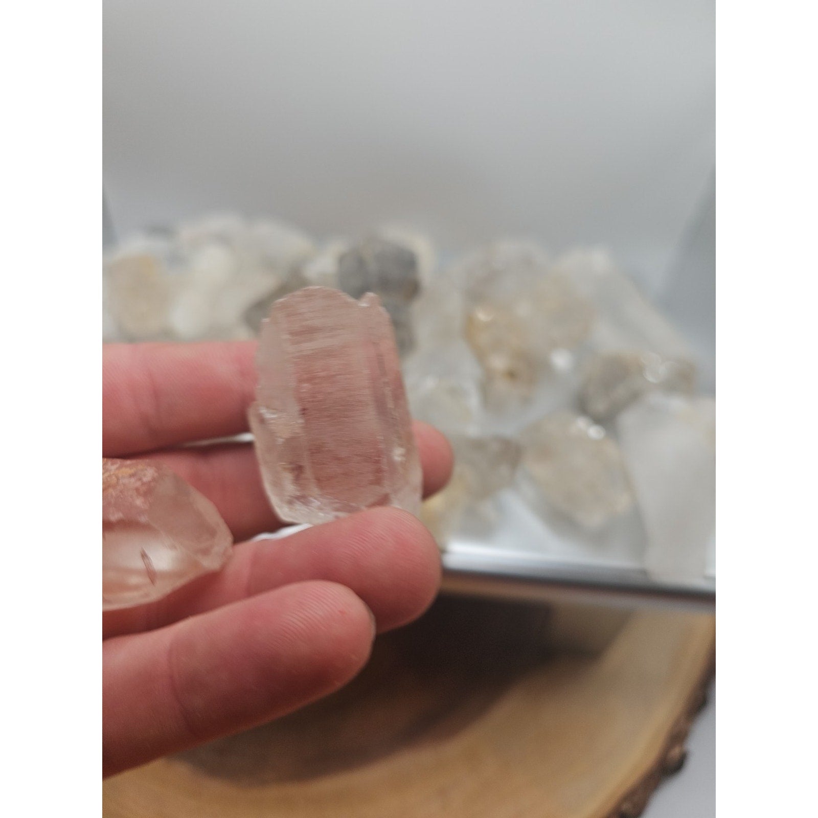 Quartz crystal points 1lb From Brazil