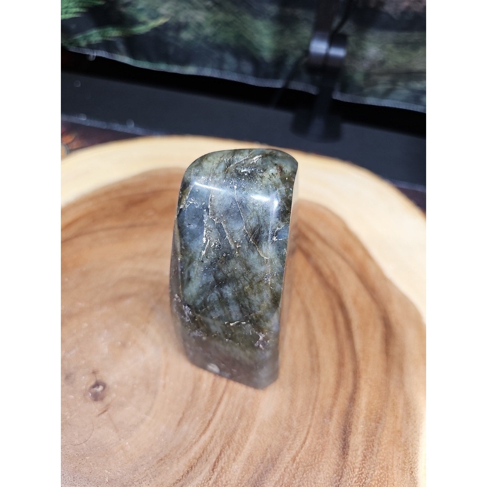 1.48LB 1Pcs Natural Rainbow Labradorite Crystal Spectrolite Stone