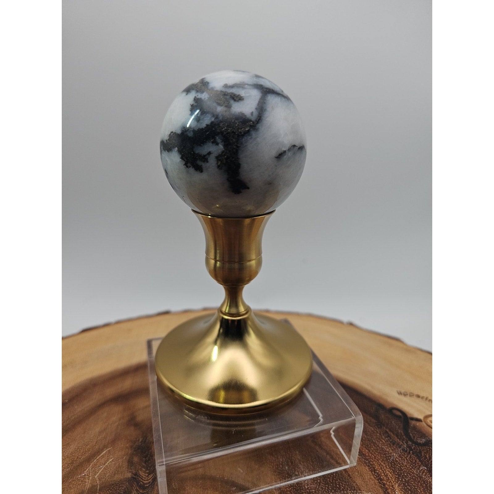 Tree Agate .53lb 53mm W/stand