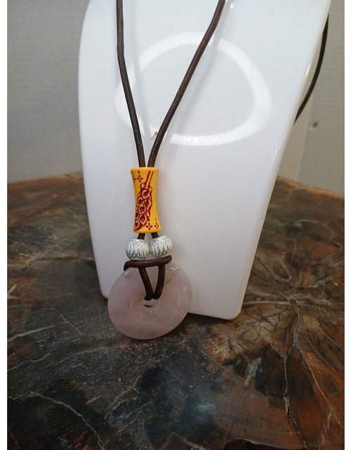 Load image into Gallery viewer, ROSE QUARTZ PENDANT NECKLACE
