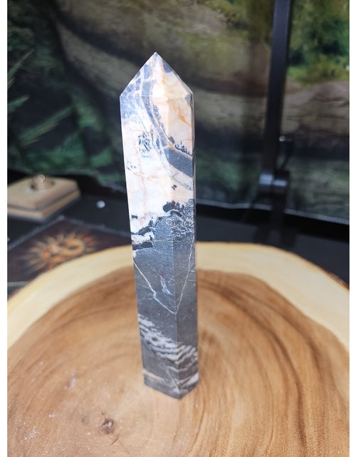 Load image into Gallery viewer, Zebra Stone Tower 390g 7.3/4 In Tall
