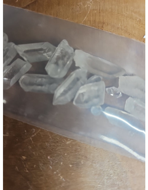 Load image into Gallery viewer, Herkimer Diamonds Loose 12pcs +some Really Small Pieces 21grams
