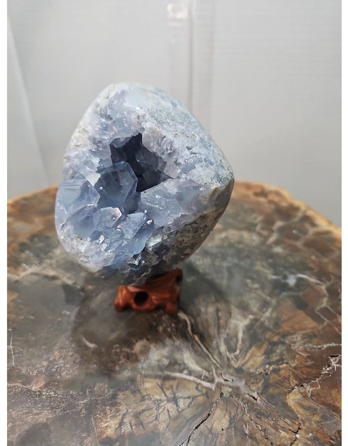 Load image into Gallery viewer, 3.17LB Natural and Beautiful Baby Blue Celestite
