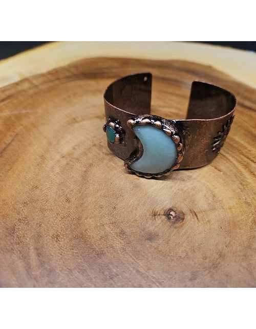 Load image into Gallery viewer, Moon Stone Bracelet
