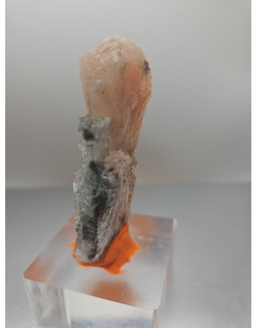 Load image into Gallery viewer, Apophyllite Pink Stilbite 51grams
