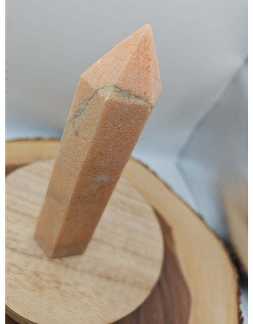 Load image into Gallery viewer, Sunstone Tower 427grams 6in Tall

