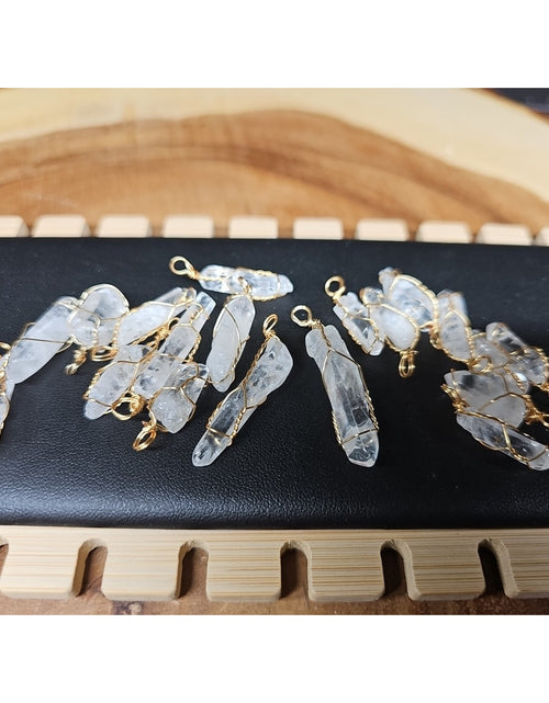 Load image into Gallery viewer, Wire Wrap Quartz Crystal Lot Of 19

