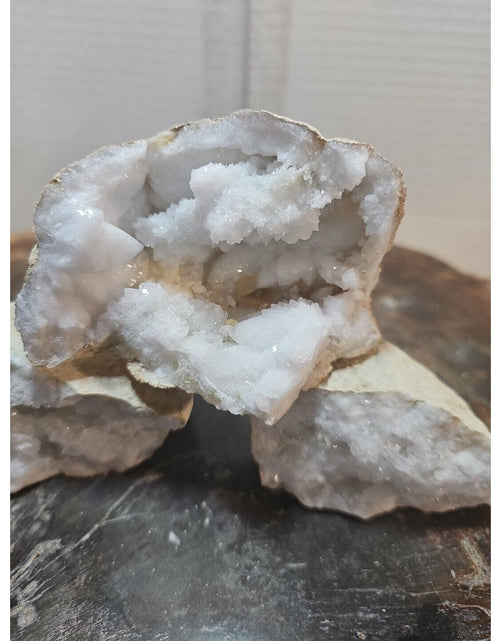 Load image into Gallery viewer, 3pcs 1.85lbs Geode Crystal Moroccan Quartz
