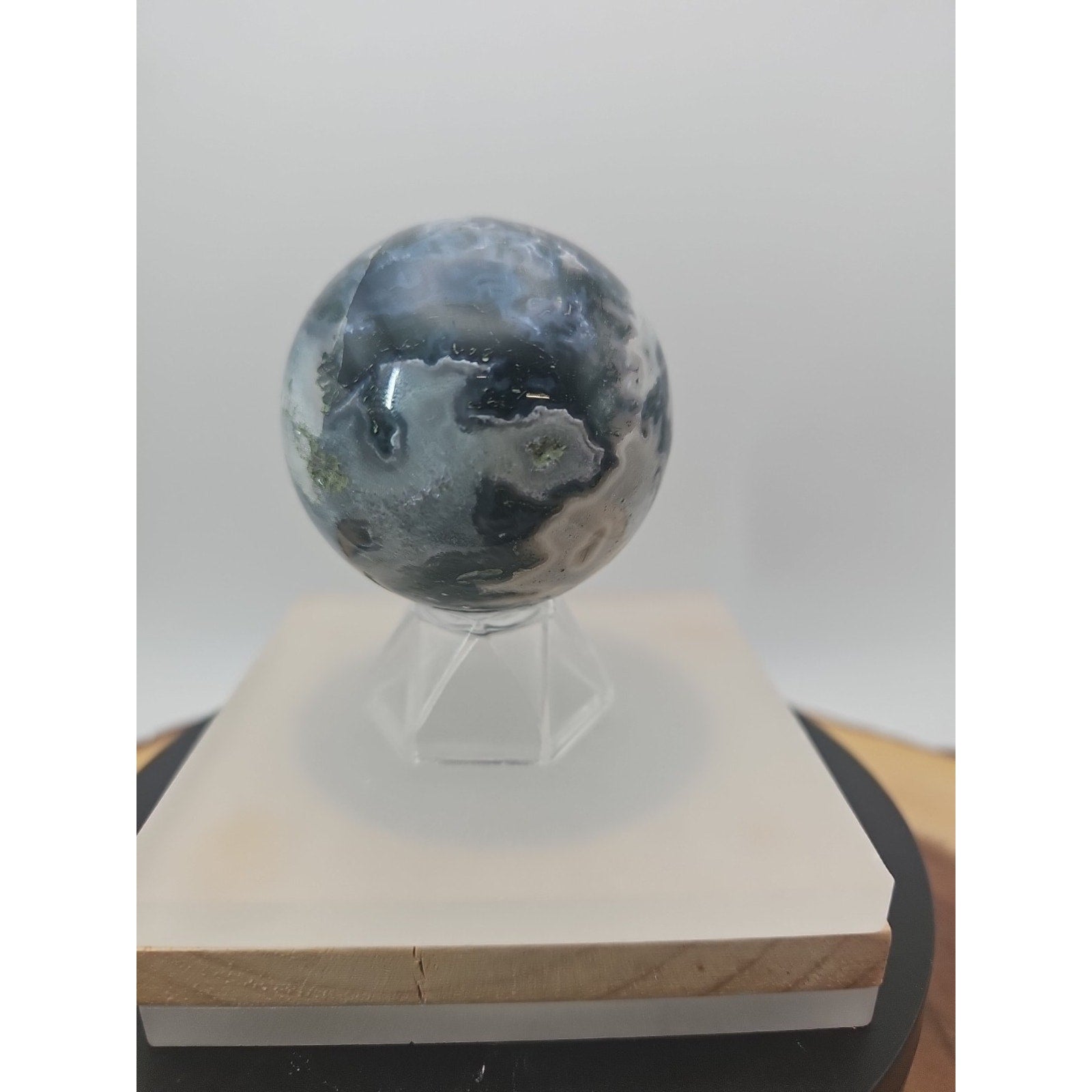 Moss Agate Sphere 243g 56mm