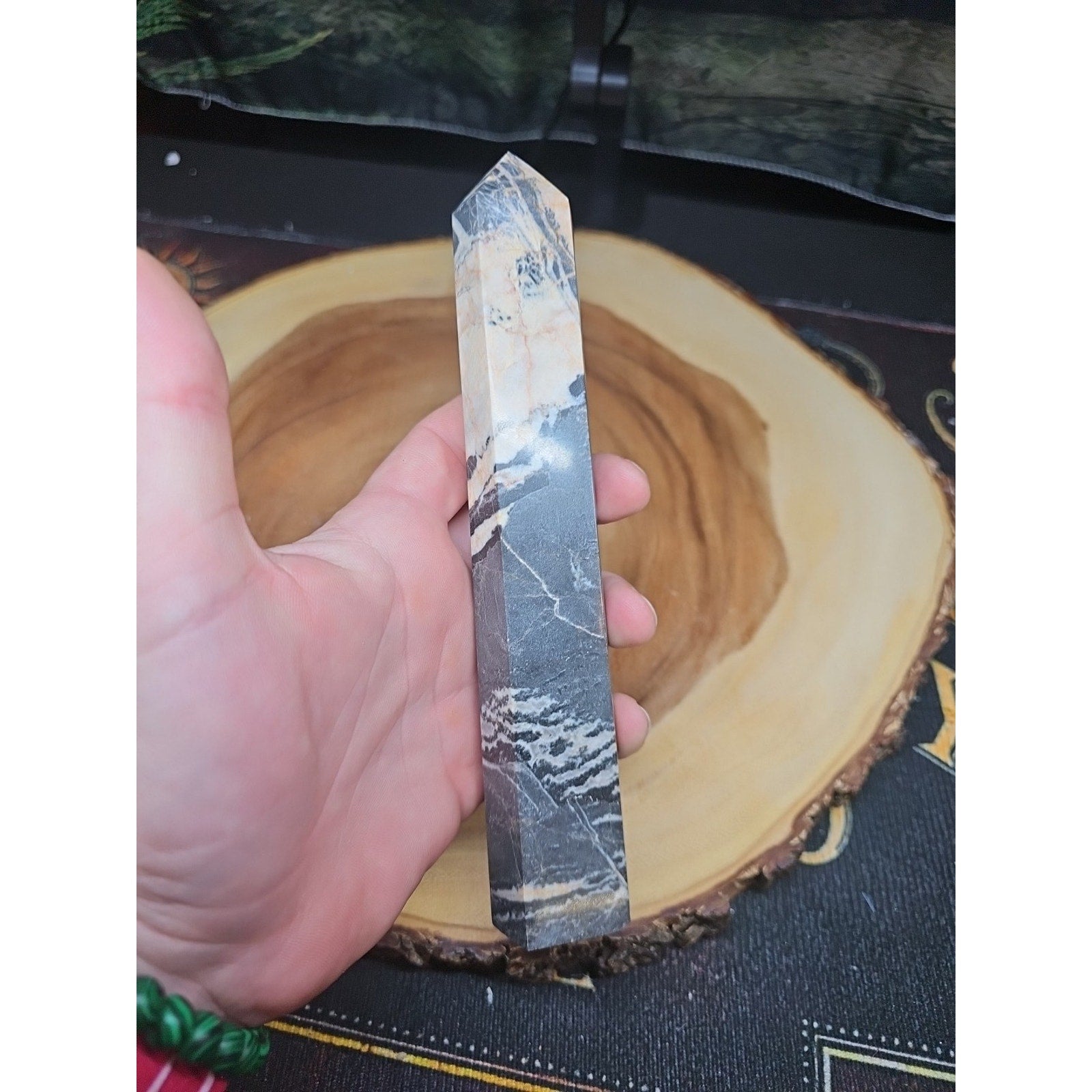 Zebra Stone Tower 390g 7.3/4 In Tall