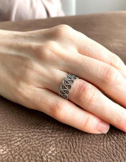 Load image into Gallery viewer, Filigree Art Sterling Silver Women Wavy Band Ring

