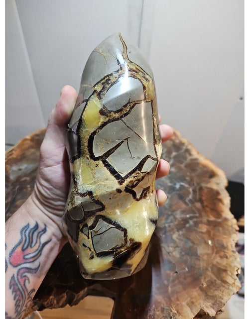 Load image into Gallery viewer, 4.84LBNatural Dragon Septarian Geodetic Survey Quartz Crystal torch Healing2200g
