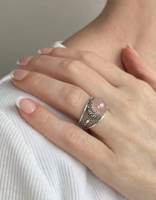 Load image into Gallery viewer, Meander Pattern Filigree Art Rose Quartz Gemstone Women Silver Cocktail Ring
