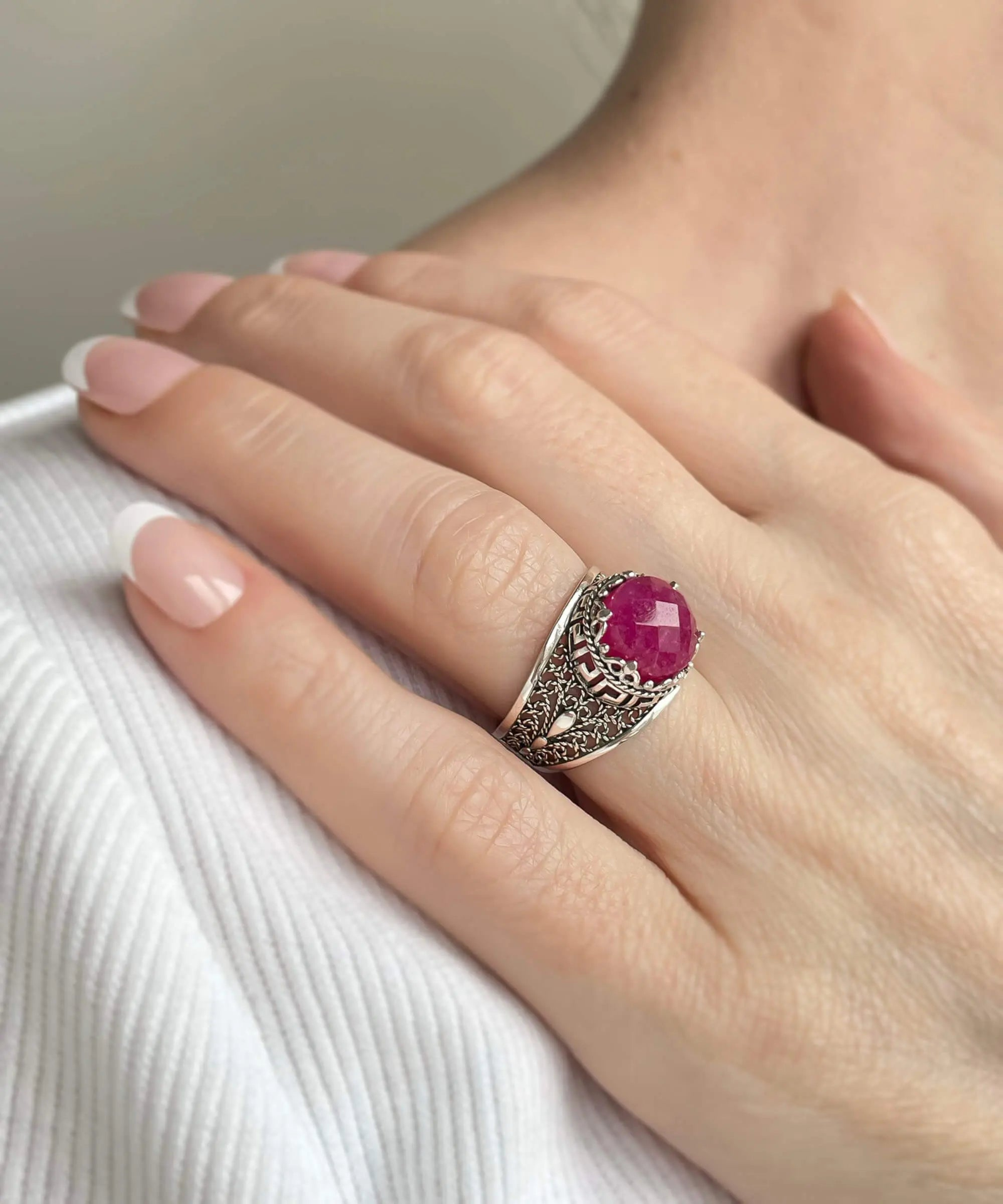 Meander Pattern Filigree Art Ruby Corundum Gemstone Women Silver Cocktail Ring
