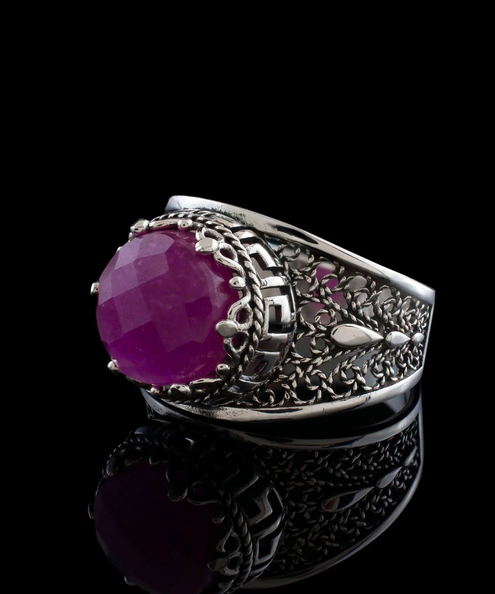 Meander Pattern Filigree Art Ruby Corundum Gemstone Women Silver Cocktail Ring