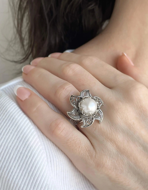 Load image into Gallery viewer, Lotus Flower Freshwater Pearl Women Silver Statement Ring
