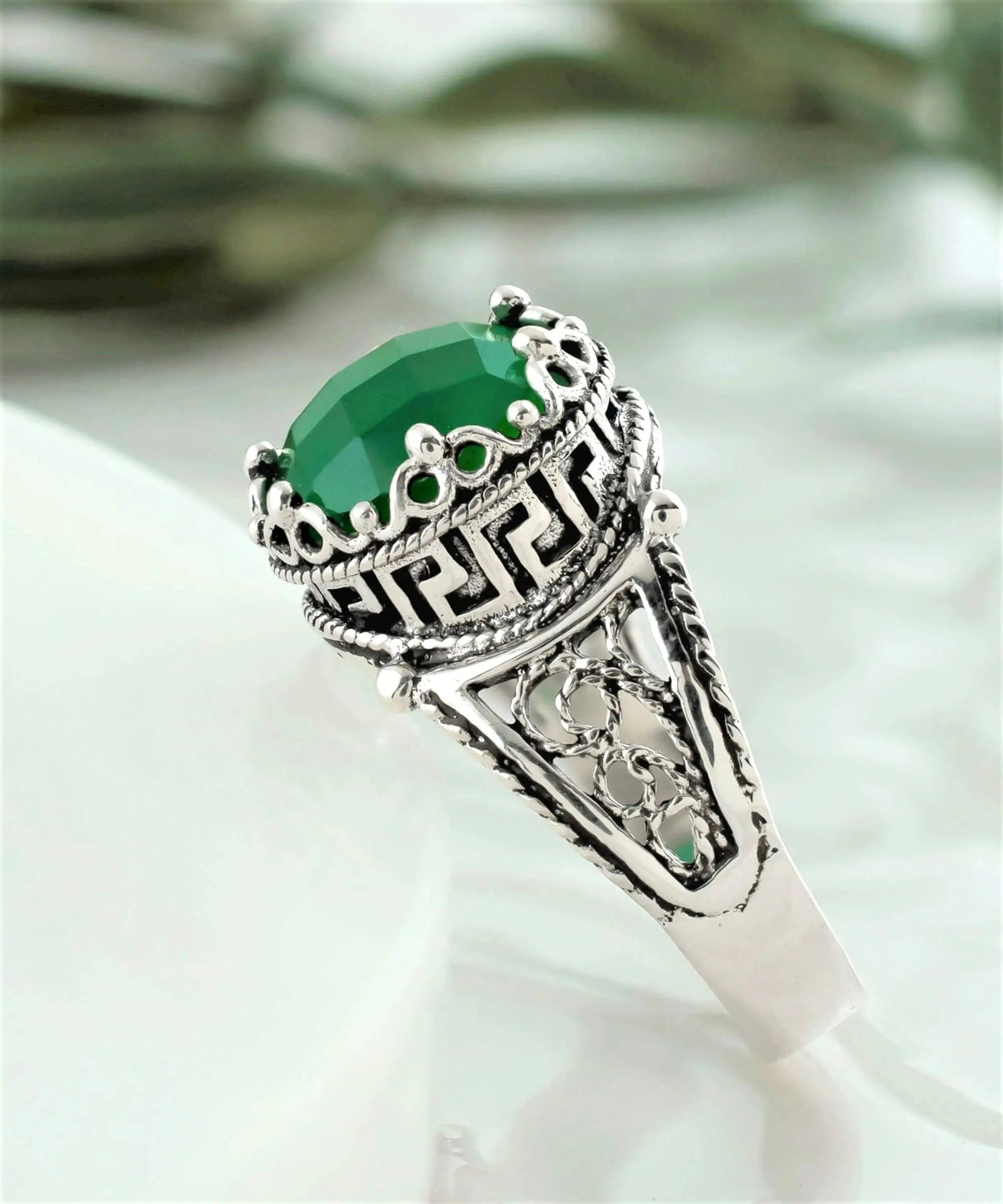 Greek Key Pattern Filigree Art Green Agate Gemstone Women Silver Cocktail Ring