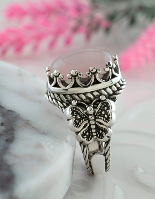 Load image into Gallery viewer, Rose Quartz Gemstone Filigree Art Double Butterfly Detailed Women Silver Statement Ring
