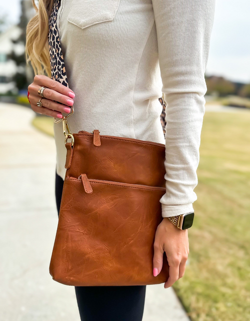 Load image into Gallery viewer, Chloe Crossbody | Choose Your Strap
